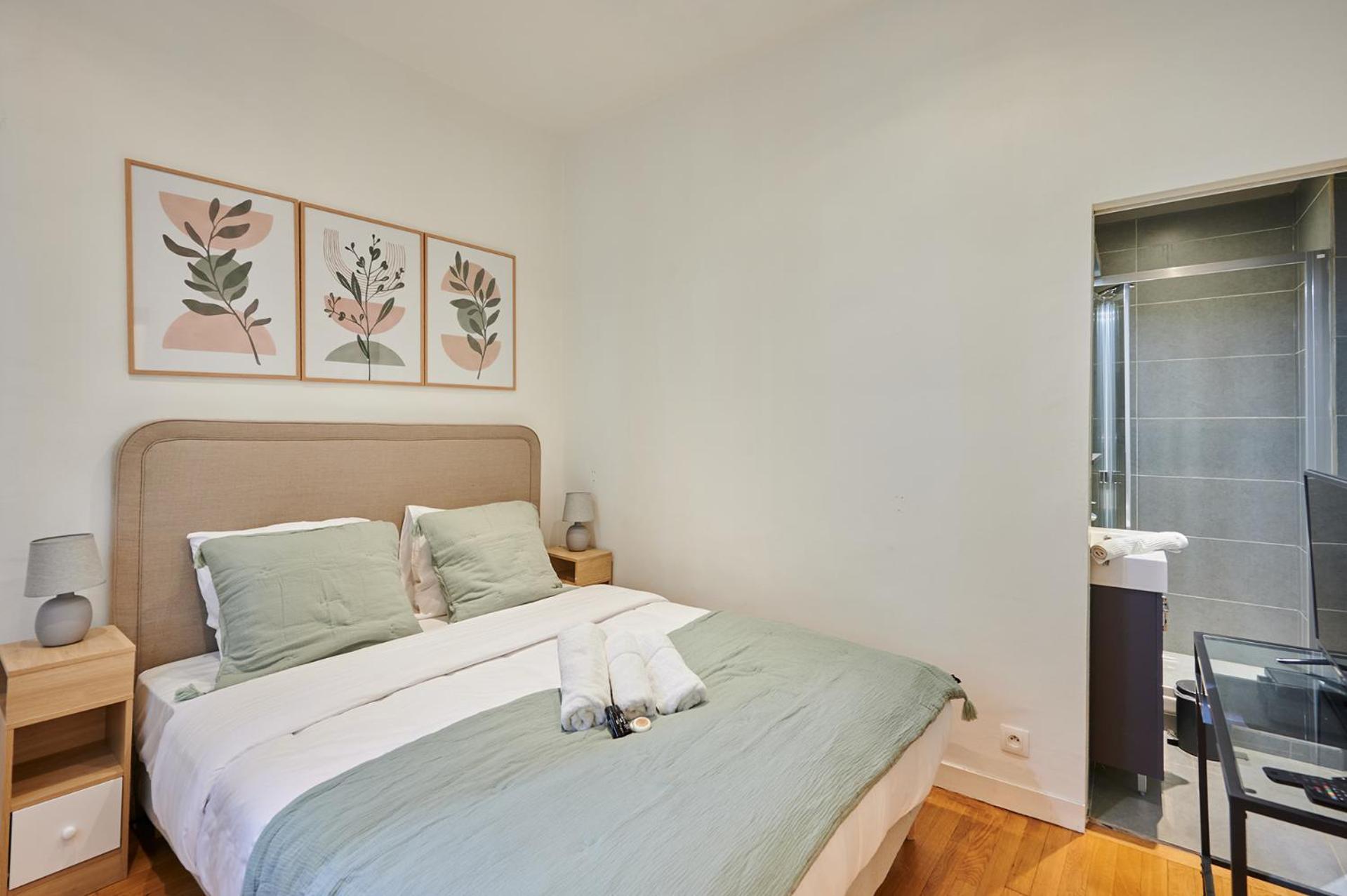 Apartment Center Of Paris By Studio Prestige Bagian luar foto